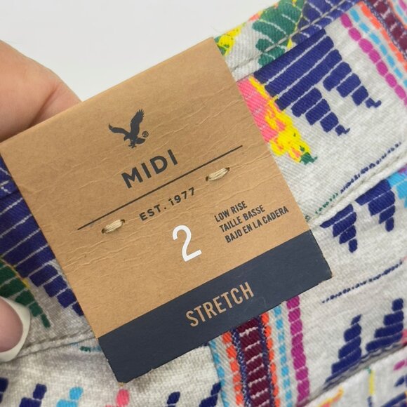 American Eagle Outfitters Women’s Size 2 Aztec Print Stretch Midi Shorts NEW - Picture 3 of 13